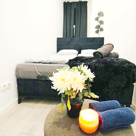 Comfortable Rooms In Akh Area فيينا المظهر الخارجي الصورة