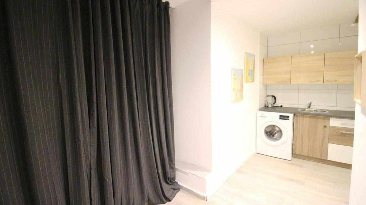 Comfortable Rooms In Akh Area فيينا المظهر الخارجي الصورة