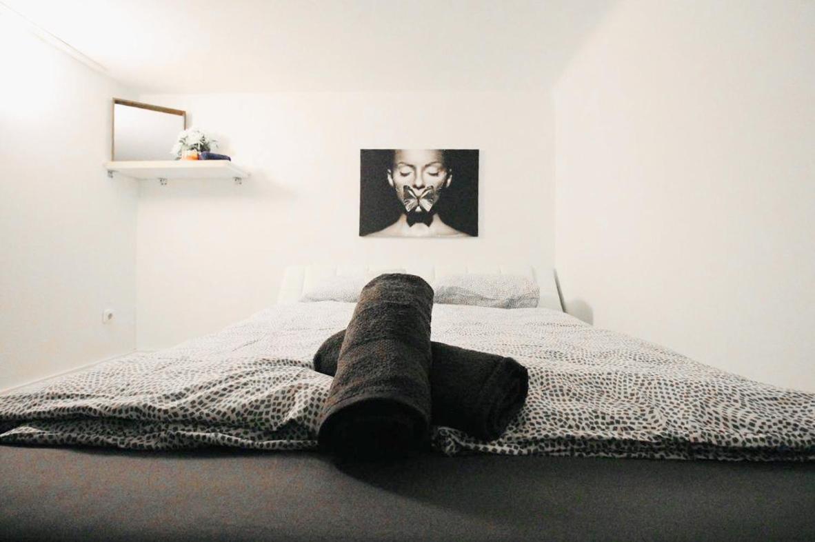 Comfortable Rooms In Akh Area فيينا المظهر الخارجي الصورة
