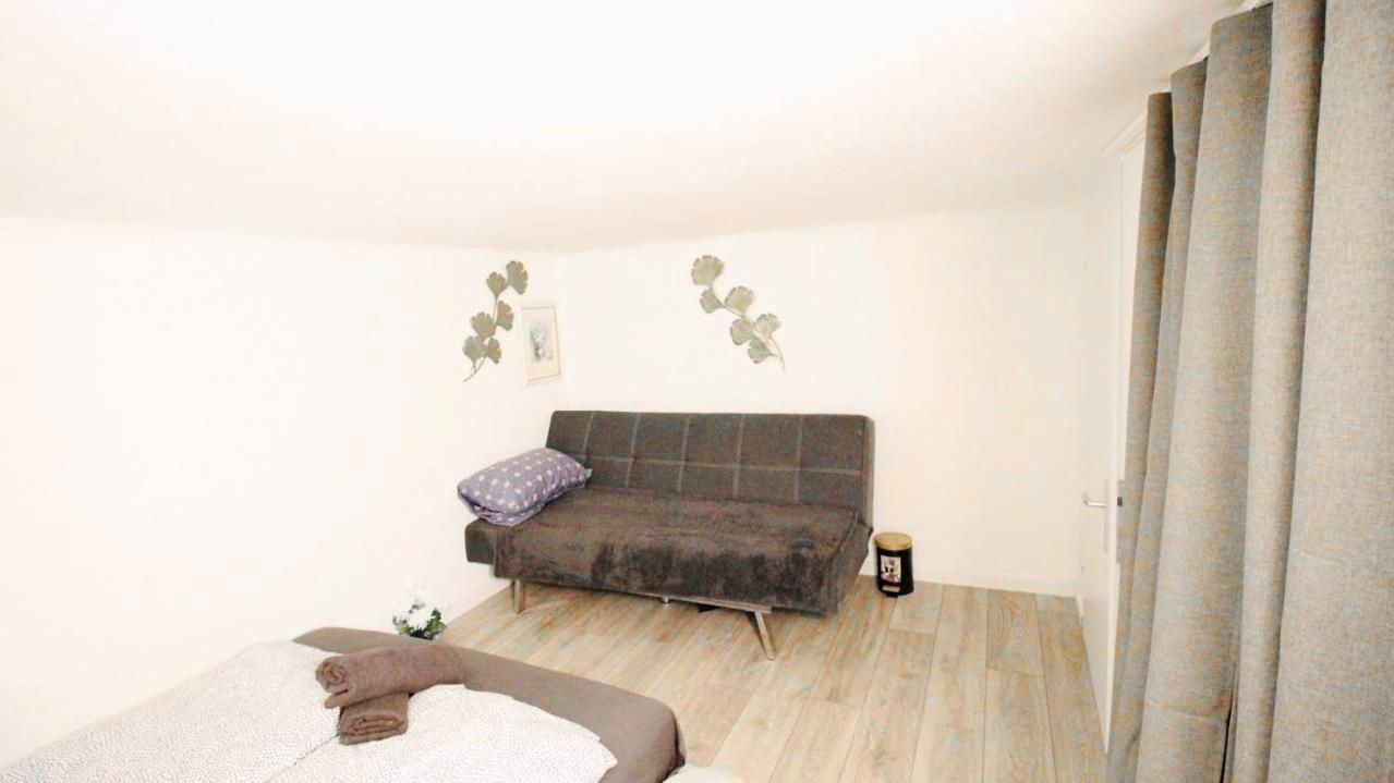 Comfortable Rooms In Akh Area فيينا المظهر الخارجي الصورة