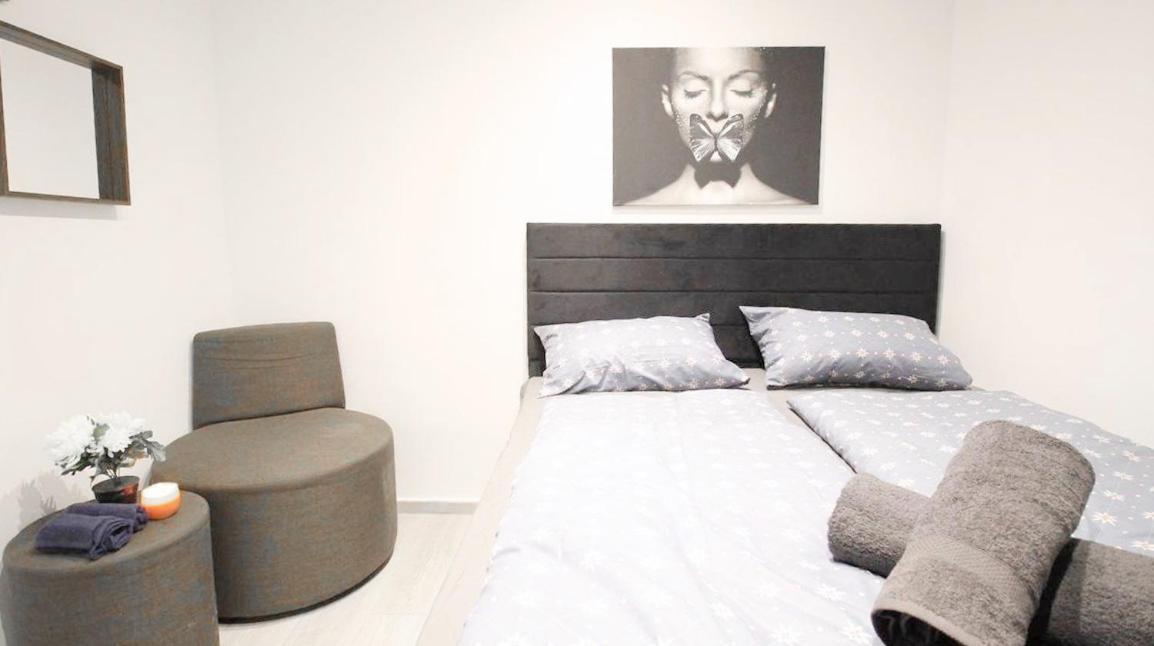 Comfortable Rooms In Akh Area فيينا المظهر الخارجي الصورة